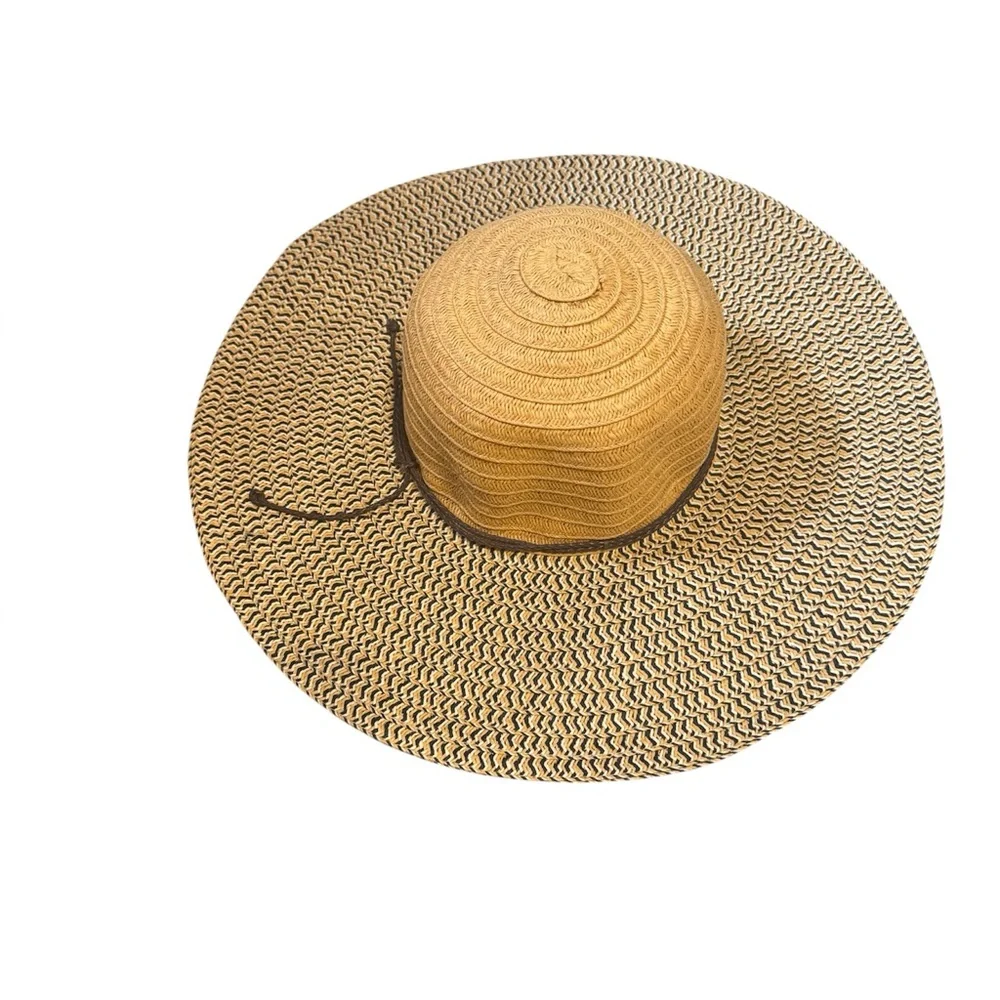 four buttons san diego hat company Straw Har Excellent Condition